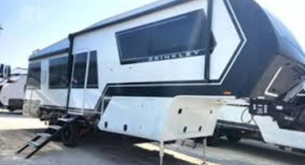 Shop New & Used Fifth Wheels for sale Campers in Wisconsin