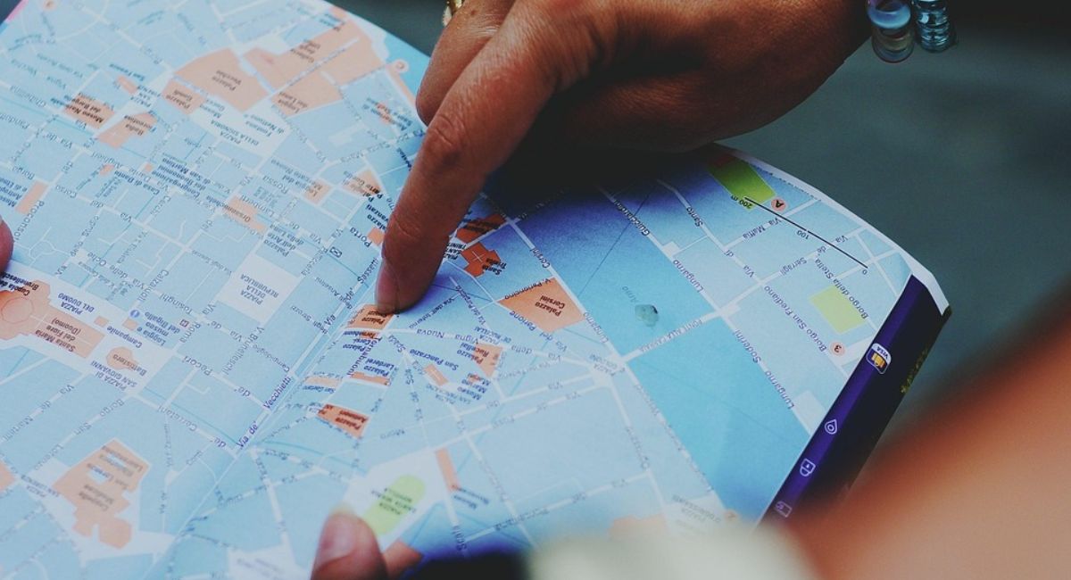 the ultimate guide to travel socks: healthy everywhere